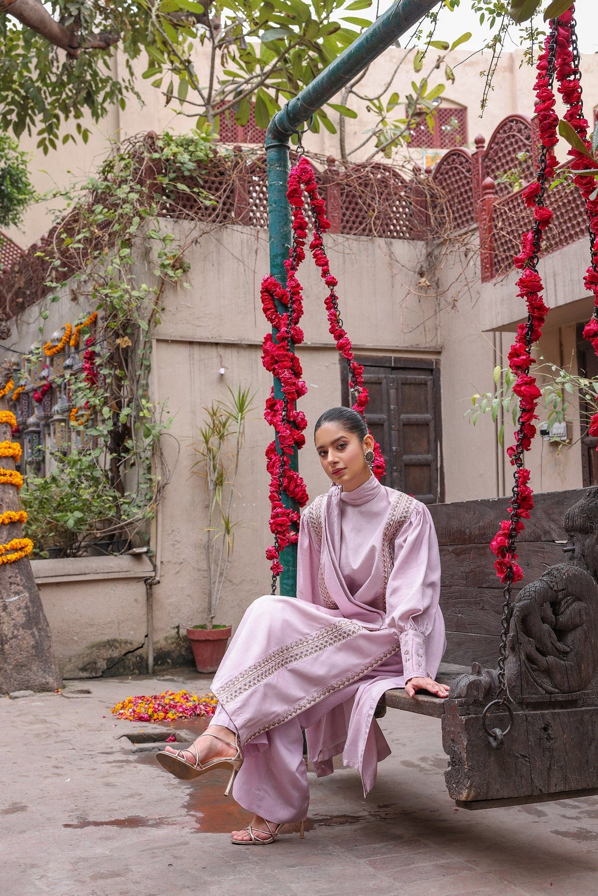 Sakura Elegance - Traditional outfit
