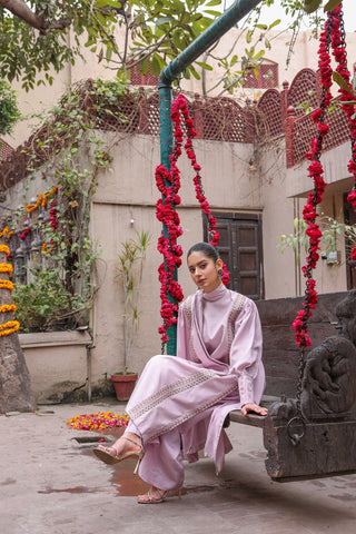 Sakura Elegance - Traditional outfit